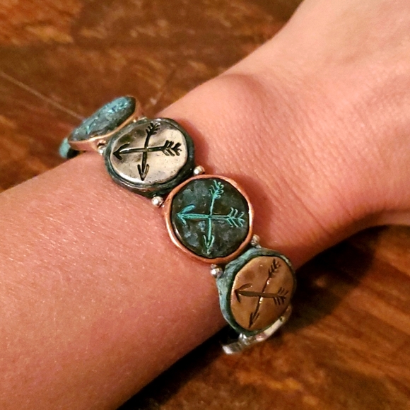 NEW! Bracelet Boho Crossed Arrow Stretch Bracelet Western Country - Picture 2 of 3